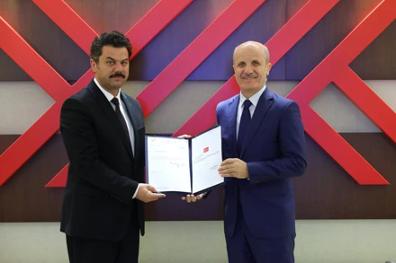 Selçuk Üniversitesinde devir teslim töreni 